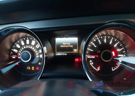 2014 Ford Mustang V6 Premium from USA, damaged, VIN 1ZVBP8EM5E5210566